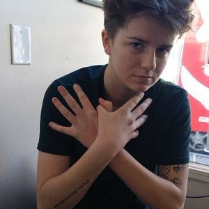 Meet your Posher, Kam